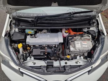 Toyota Yaris 1.5 VVT-h Icon E-CVT Euro 6 5dr