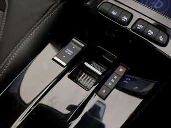 Vauxhall Mokka Electric 50kWh Ultimate SUV 5dr Electric Auto (136 ps)