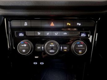 Volkswagen T-Roc 1.5 TSI EVO Black Edition SUV 5dr Petrol Manual Euro 6 (s/s) (15