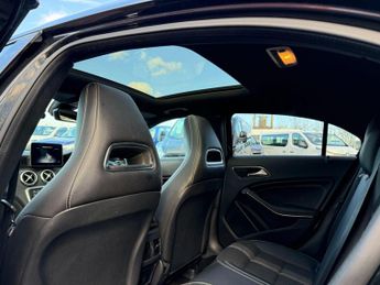 Mercedes-Benz A Class 1.6 A200 Sport Edition Plus 7G-DCT Euro 6 (s/s) 5dr