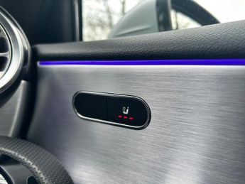 Mercedes-Benz A Class 1.3 A250e 15.6kWh AMG Line (Premium 2) 8G-DCT Euro 6 (s/s) 5dr