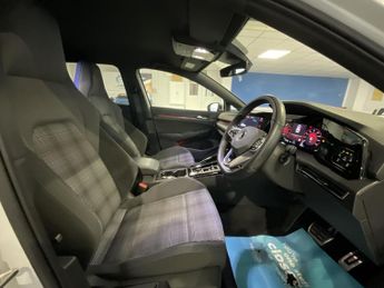 Volkswagen Golf GTE S-A