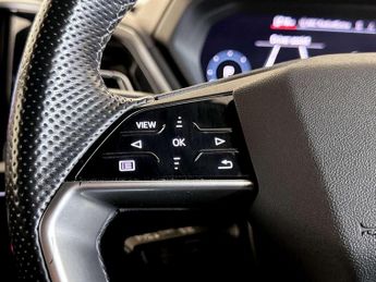 Audi Q4 e-tron 40 S line SUV 5dr Electric Auto 82kWh (204 ps)