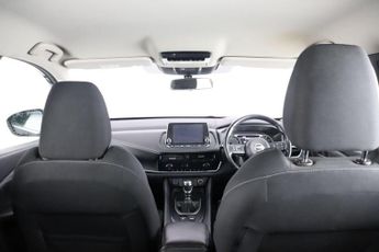 Nissan Qashqai 1.3 DIG-T MHEV Acenta Premium Euro 6 (s/s) 5dr