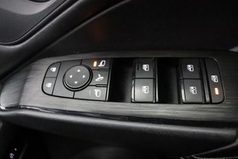 Nissan Qashqai 1.3 DIG-T MHEV Acenta Premium Euro 6 (s/s) 5dr