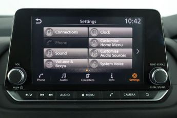 Nissan Qashqai 1.3 DIG-T MHEV Acenta Premium Euro 6 (s/s) 5dr