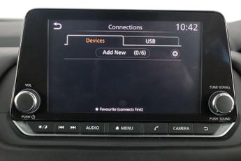 Nissan Qashqai 1.3 DIG-T MHEV Acenta Premium Euro 6 (s/s) 5dr