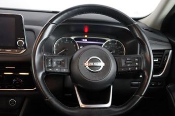 Nissan Qashqai 1.3 DIG-T MHEV Acenta Premium Euro 6 (s/s) 5dr