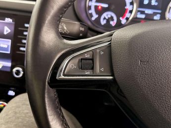 Skoda Octavia 1.6 TDI SE Technology Estate 5dr Diesel Manual Euro 6 (s/s) (115