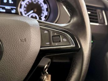 Skoda Octavia 1.6 TDI SE Technology Estate 5dr Diesel Manual Euro 6 (s/s) (115