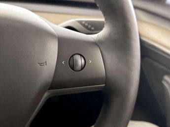 Tesla Model 3 Saloon 4dr Electric Auto RWD (241 bhp)