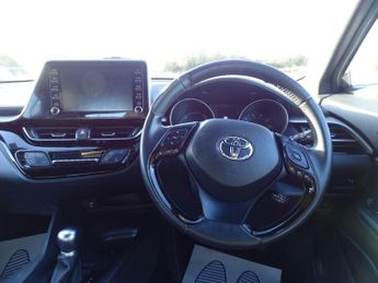 Toyota C-HR 1.8 VVT-h Icon CVT Euro 6 (s/s) 5dr
