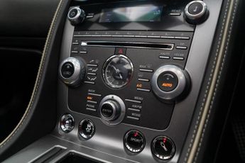 Aston Martin Virage 6.0 V12 Volante T-TronicII Euro 5 2dr