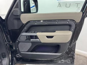 Land Rover Defender 110 2.0 P300 X-Dynamic SE Auto 4WD Euro 6 (s/s) 5dr