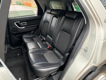 Land Rover Discovery Sport 2.0 TD4 SE Tech Auto 4WD Euro 6 (s/s) 5dr