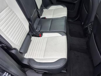 Land Rover Discovery Sport 2.0 D240 MHEV R-Dynamic HSE Auto 4WD Euro 6 (s/s) 5dr