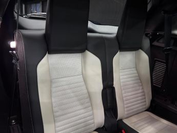 Land Rover Discovery Sport 2.0 D240 MHEV R-Dynamic HSE Auto 4WD Euro 6 (s/s) 5dr