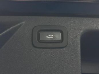 Land Rover Discovery Sport 2.0 D240 MHEV R-Dynamic HSE Auto 4WD Euro 6 (s/s) 5dr