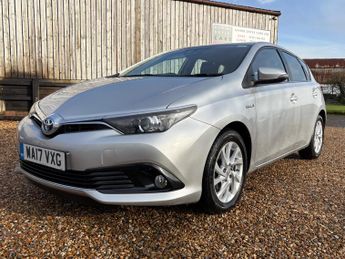 Toyota Auris 1.8 VVT-h Business Edition CVT Euro 6 (s/s) 5dr (Safety Sense)