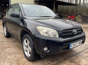Toyota RAV4 2.2 D-4D XT5 SUV 5dr Diesel Manual 4WD (177 g/km, 134 bhp)
