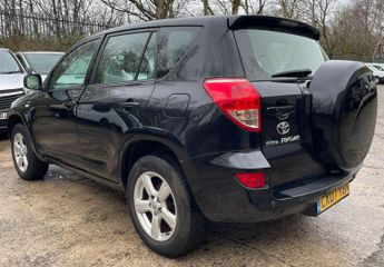 Toyota RAV4 2.2 D-4D XT5 SUV 5dr Diesel Manual 4WD (177 g/km, 134 bhp)