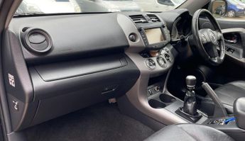 Toyota RAV4 2.2 D-4D XT5 SUV 5dr Diesel Manual 4WD (177 g/km, 134 bhp)