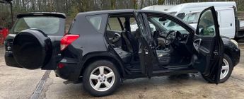 Toyota RAV4 2.2 D-4D XT5 SUV 5dr Diesel Manual 4WD (177 g/km, 134 bhp)