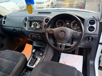 Volkswagen Tiguan 2.0 TDI BlueMotion Tech Match DSG 4WD Euro 5 (s/s) 5dr