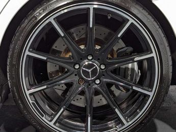 MERCEDES-BENZ C-CLASS 4.0 AMG C63 Premium Auto 4dr