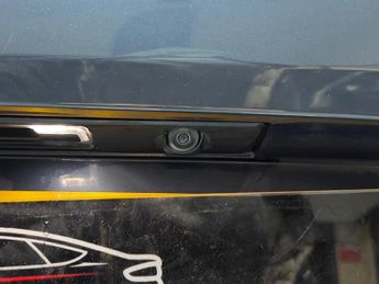 Volvo XC60 2.0 B4 MHEV Plus Auto AWD Euro 6 (s/s) 5dr