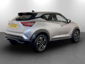 Nissan Juke 1.0 DIG-T N-Connecta SUV 5dr Petrol DCT Auto Euro 6 (s/s) (114 p