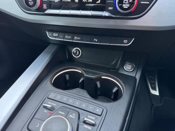 Audi A4 Avant 2.0 TDI ultra S line S Tronic Euro 6 (s/s) 5dr