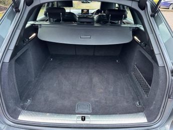 Audi A4 Avant 2.0 TDI ultra S line S Tronic Euro 6 (s/s) 5dr