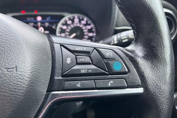 Nissan Juke 1.6 Hybrid Tekna+ 5dr Auto