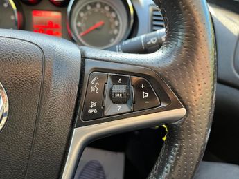 Vauxhall Insignia 2.0 CDTi SRi Nav Auto Euro 5 5dr