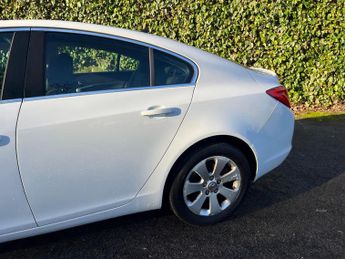 Vauxhall Insignia 2.0 CDTi SRi Nav Auto Euro 5 5dr