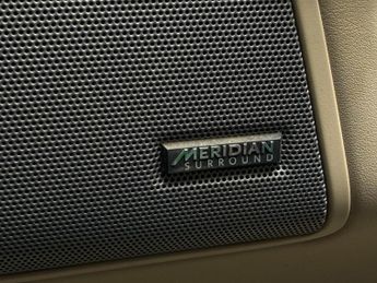 Land Rover Discovery 4 3.0 SD V6 Landmark Auto 4WD Euro 6 (s/s) 5dr