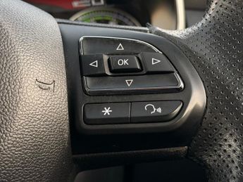 MG MG ZS 44.5kWh Excite Auto 5dr