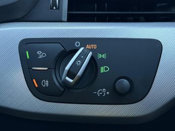 Audi A4 Avant 2.0 TDI 35 Sport S Tronic Euro 6 (s/s) 5dr