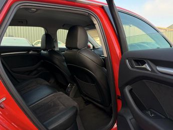 Audi A3 1.4 TFSI e-tron Sportback e-S Tronic Euro 6 5dr 8.8kWh