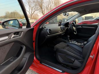 Audi A3 1.4 TFSI e-tron Sportback e-S Tronic Euro 6 5dr 8.8kWh