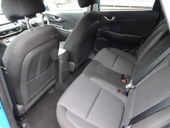 Hyundai KONA 64kWh Premium Auto 5dr (10.5kW Charger)