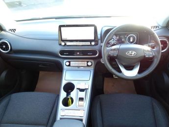 Hyundai KONA 64kWh Premium Auto 5dr (10.5kW Charger)