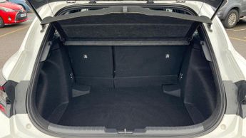 Toyota Corolla 1.8 VVT-h Design CVT Euro 6 (s/s) 5dr