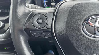 Toyota Corolla 1.8 VVT-h Design CVT Euro 6 (s/s) 5dr