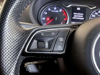 Audi A3 2.0 TFSI Black Edition Sportback 5dr Petrol S Tronic Euro 6 (s/s