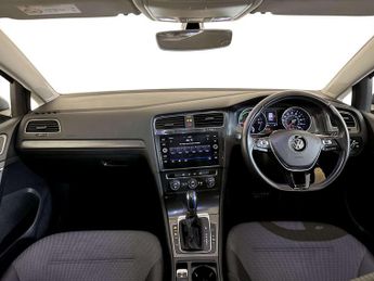 Volkswagen e-Golf 35.8kWh e-Golf Hatchback 5dr Electric Auto (136 ps)