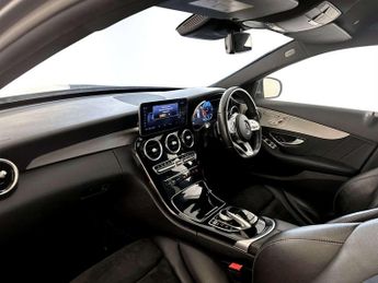 Mercedes-Benz C Class 2.0 C300d AMG Line (Premium) Saloon 4dr Diesel G-Tronic+ Euro 6 