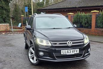 Volkswagen Tiguan 2.0 TSI R-Line SUV 5dr Petrol DSG 4WD Euro 5 (210 ps)