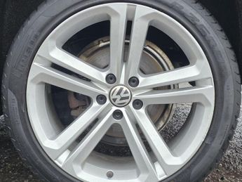 Volkswagen Tiguan 2.0 TSI R-Line SUV 5dr Petrol DSG 4WD Euro 5 (210 ps)